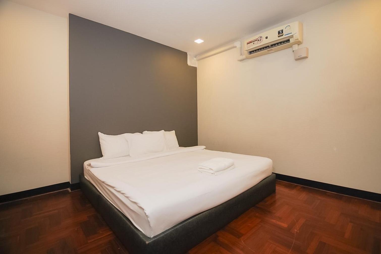 โกอินน์ สีลม - สถานีรถไฟฟ้าเซนต์หลุยส์ Go Inn Silom - Bts Saint Louis Banguecoque Exterior foto