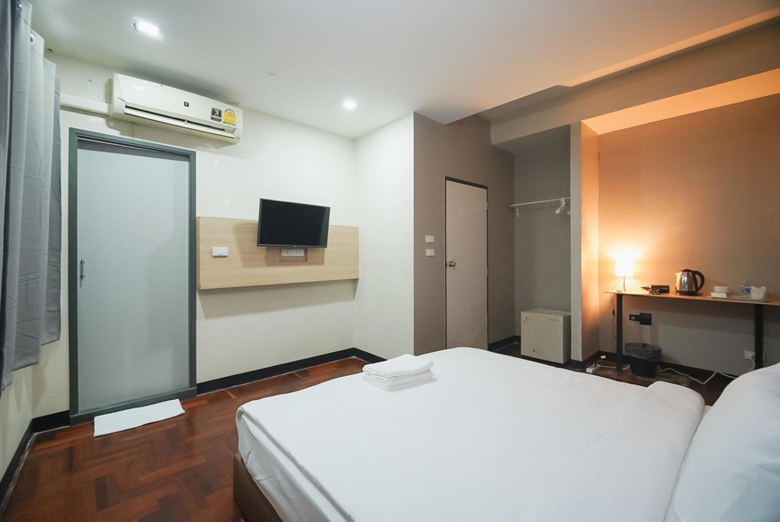 โกอินน์ สีลม - สถานีรถไฟฟ้าเซนต์หลุยส์ Go Inn Silom - Bts Saint Louis Banguecoque Exterior foto