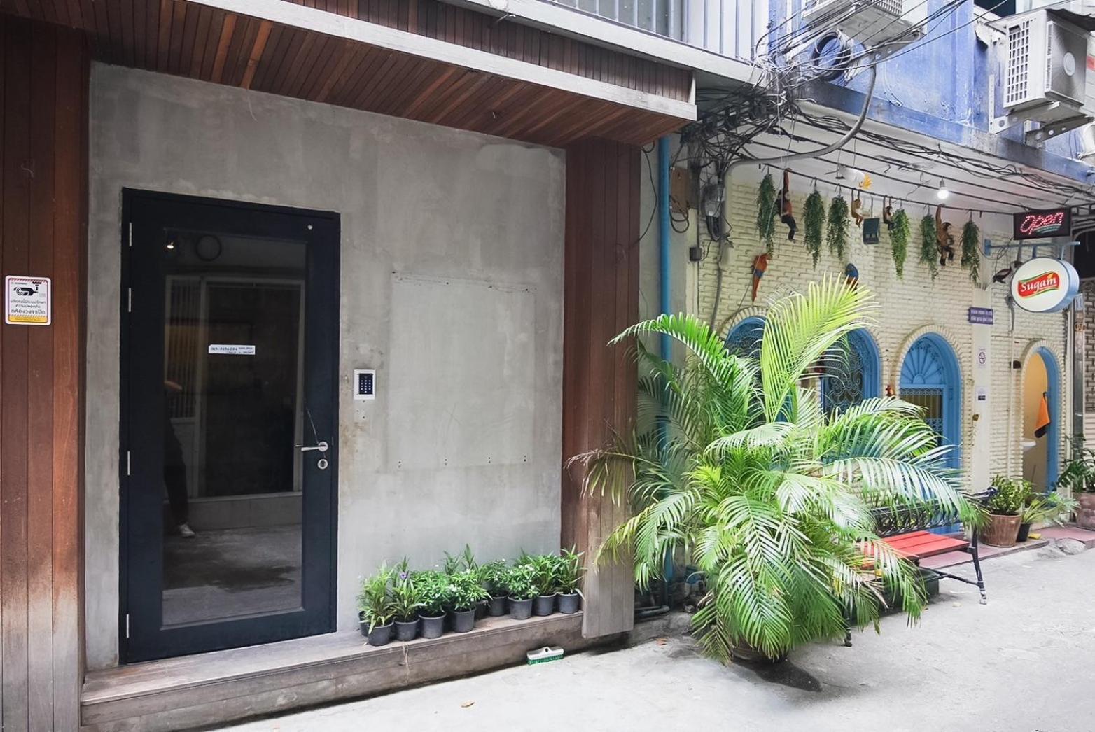 โกอินน์ สีลม - สถานีรถไฟฟ้าเซนต์หลุยส์ Go Inn Silom - Bts Saint Louis Banguecoque Exterior foto